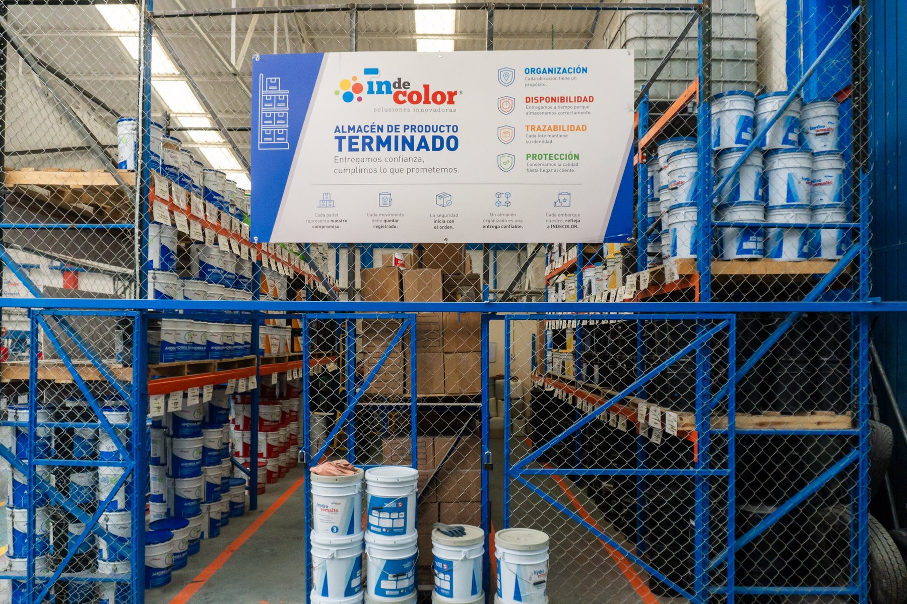 Almacén de producto terminado de Indecolor