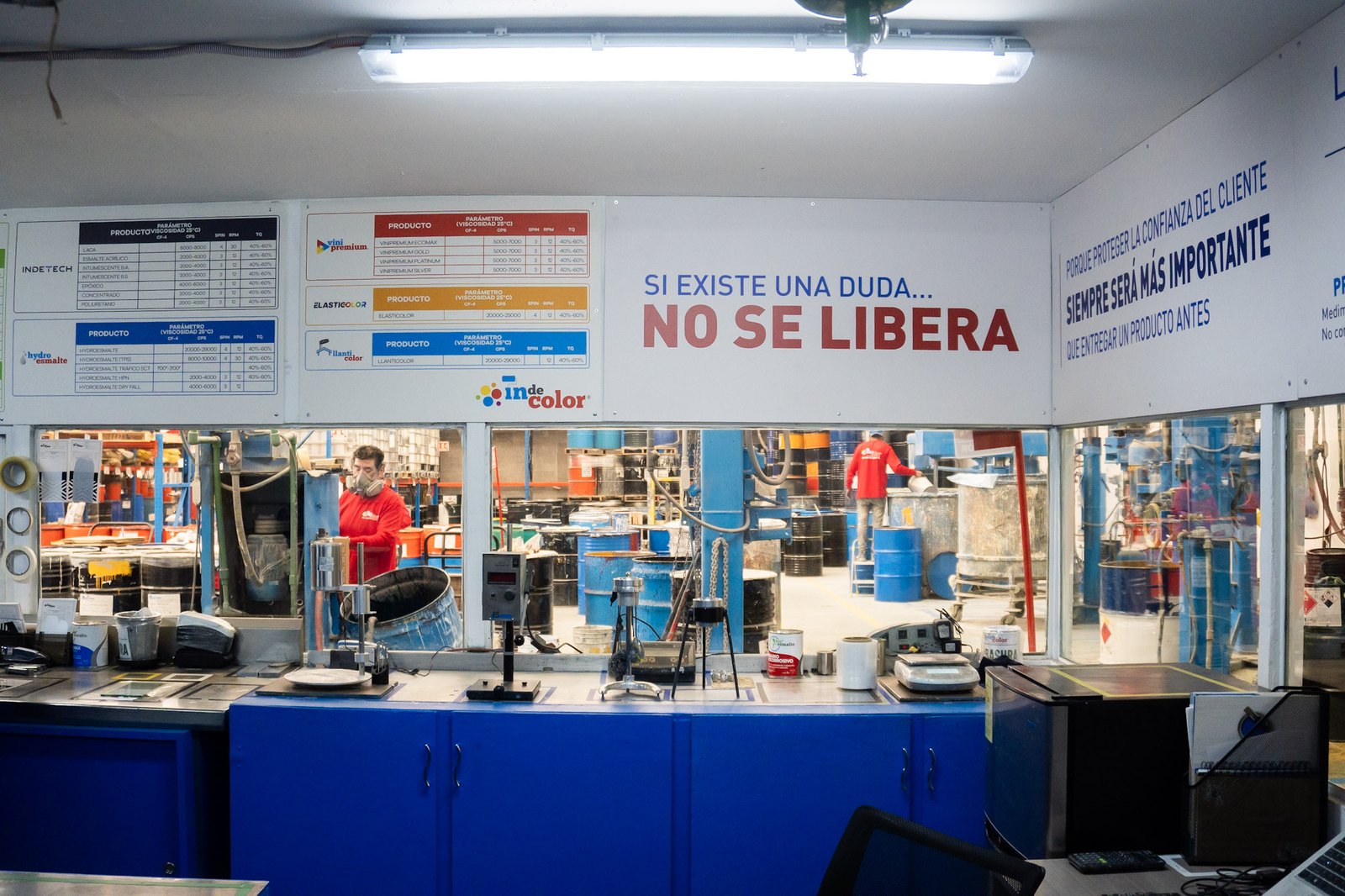 Laboratorio Indecolor, vista a instalaciones